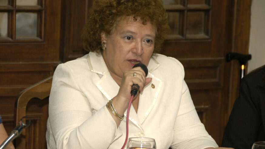Nora Castro