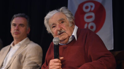 Yamandú Orso y José Mujica. Foto: MPP.