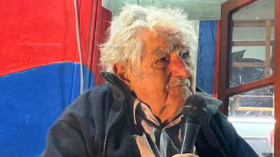 José Pepe Mujica en el Comité 25 de Mayo de La Teja, Montevideo.