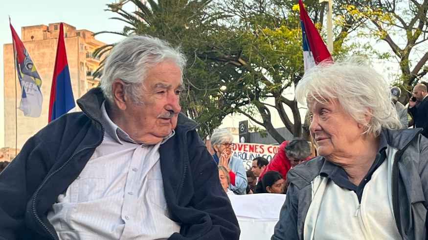 José Mujica y Lucía Topolansky en el acto del 26 de marzo de 2024. Foto MPP.